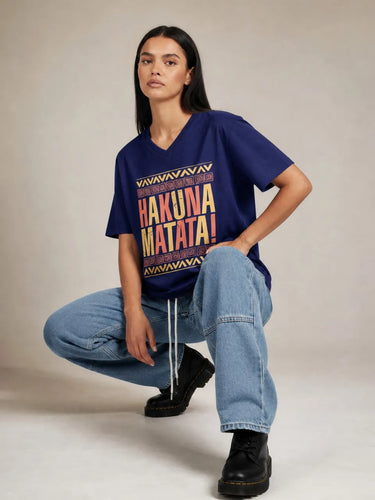 Hakuna Matata T Shirt Sit Girl Front
