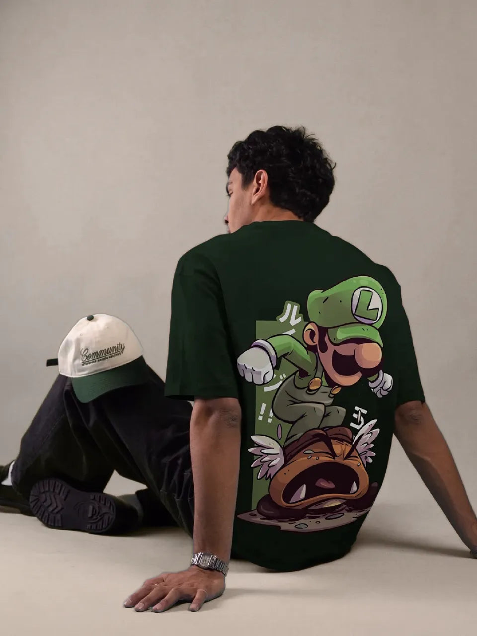 Mario: Luigi T-Shirt.