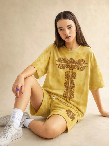 Tie & Dye t shirt for women sitting 1